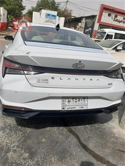 هیوندای ئەلەنترا